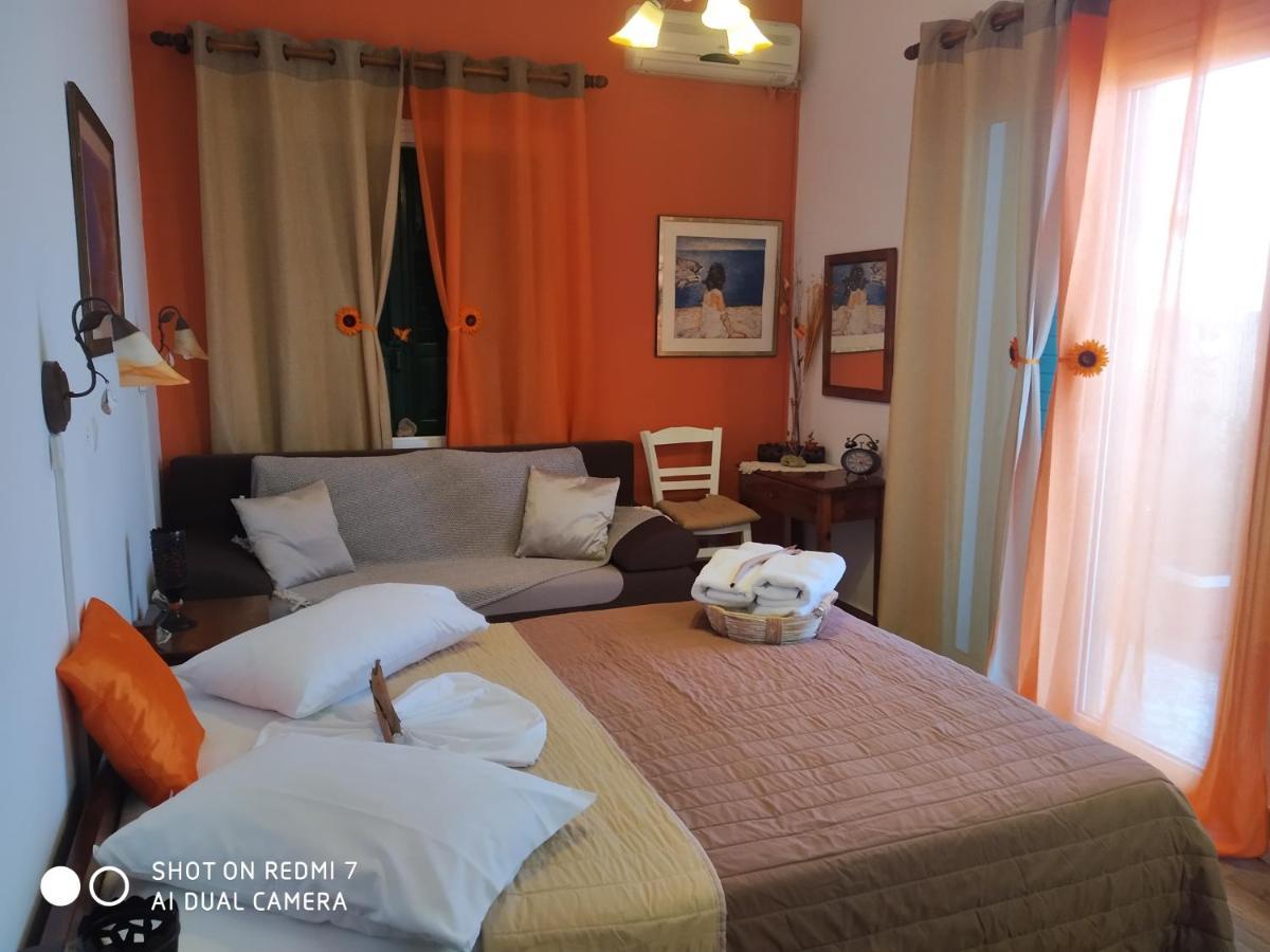 Violetta Rooms Koroni  Exterior photo