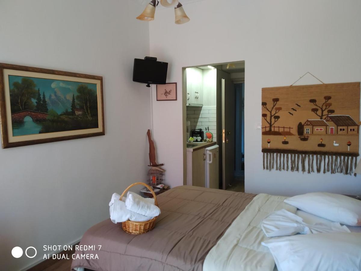 Violetta Rooms Koroni  Exterior photo